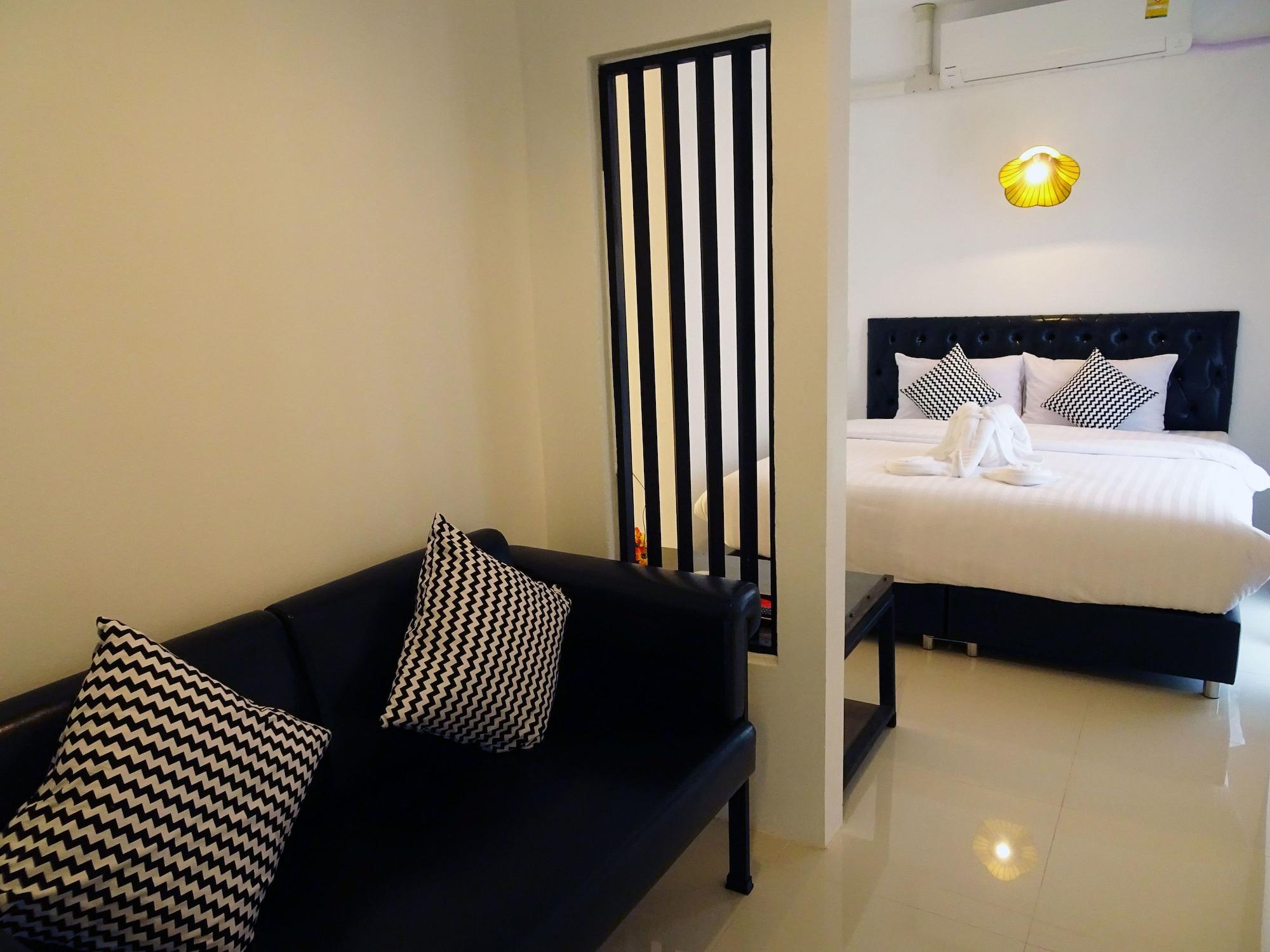 The Warehouse Chiang Mai Hotel Екстериор снимка