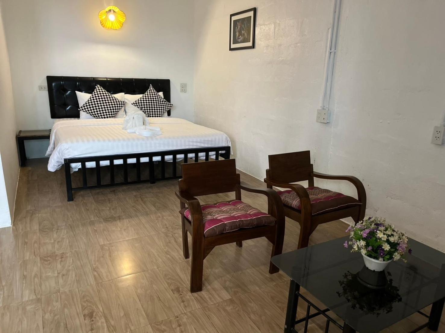 The Warehouse Chiang Mai Hotel Екстериор снимка